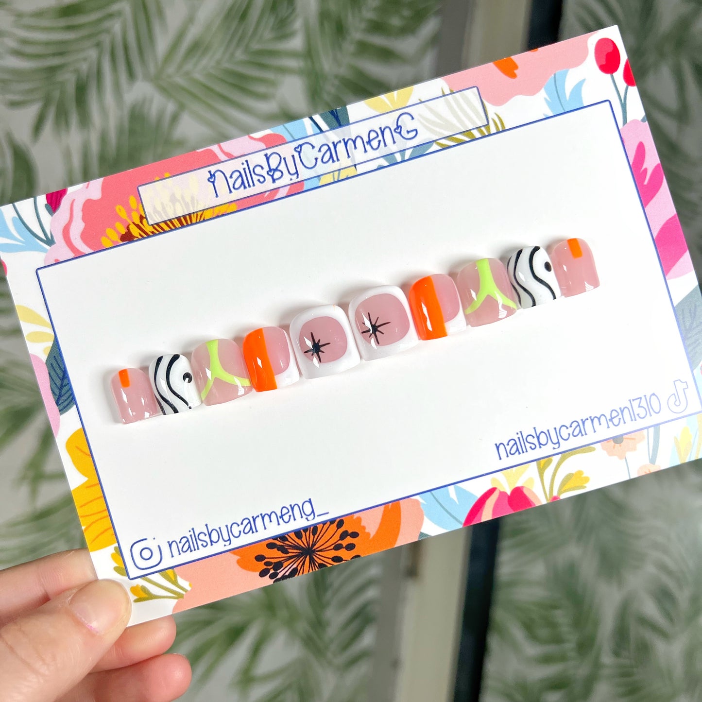 Retro Acrylic Press on nails