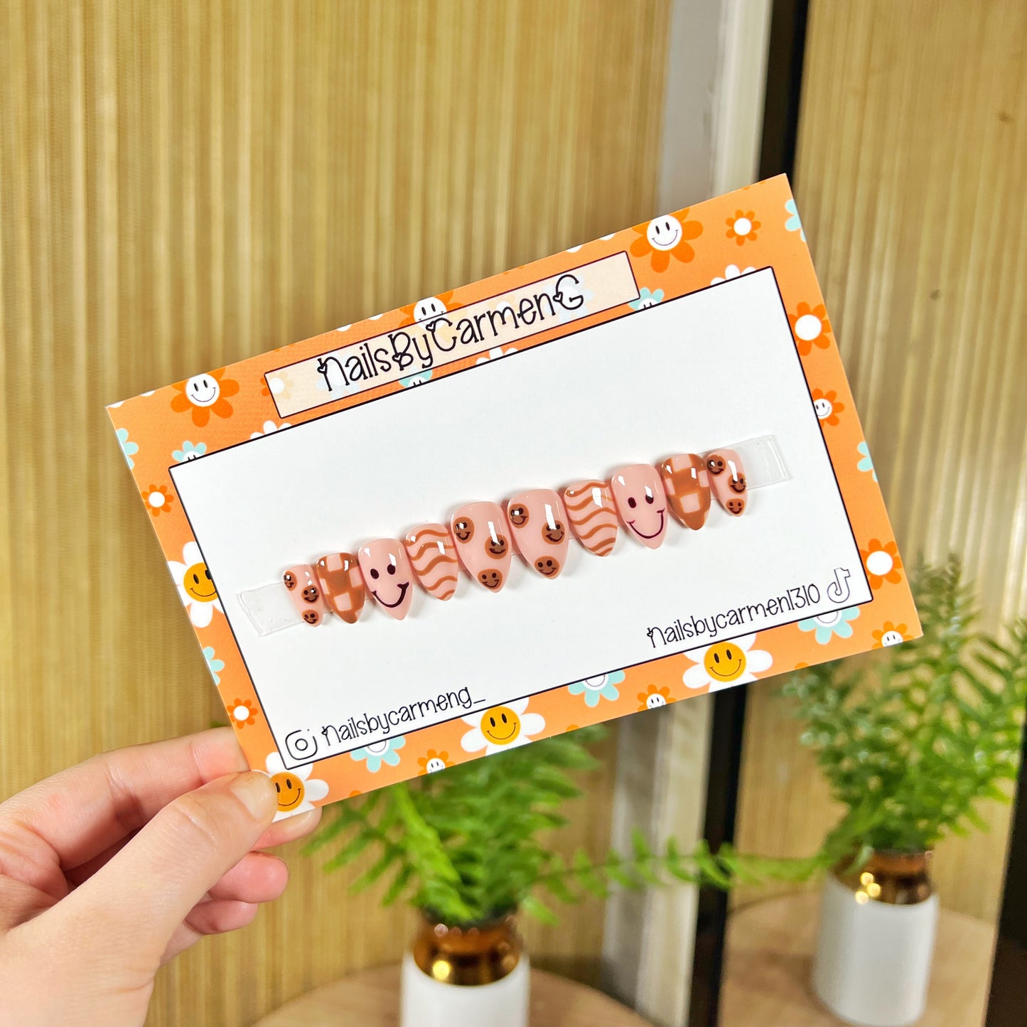 Smiley nudes checkered print Acrylic Press on nails