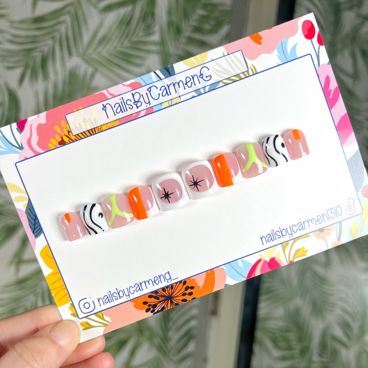 Retro Acrylic Press on nails