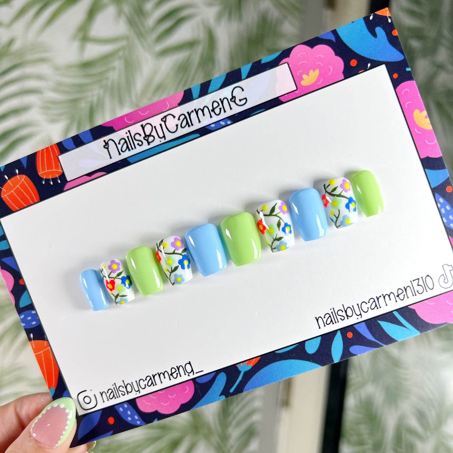 Mix and match florals Acrylic Press on nail