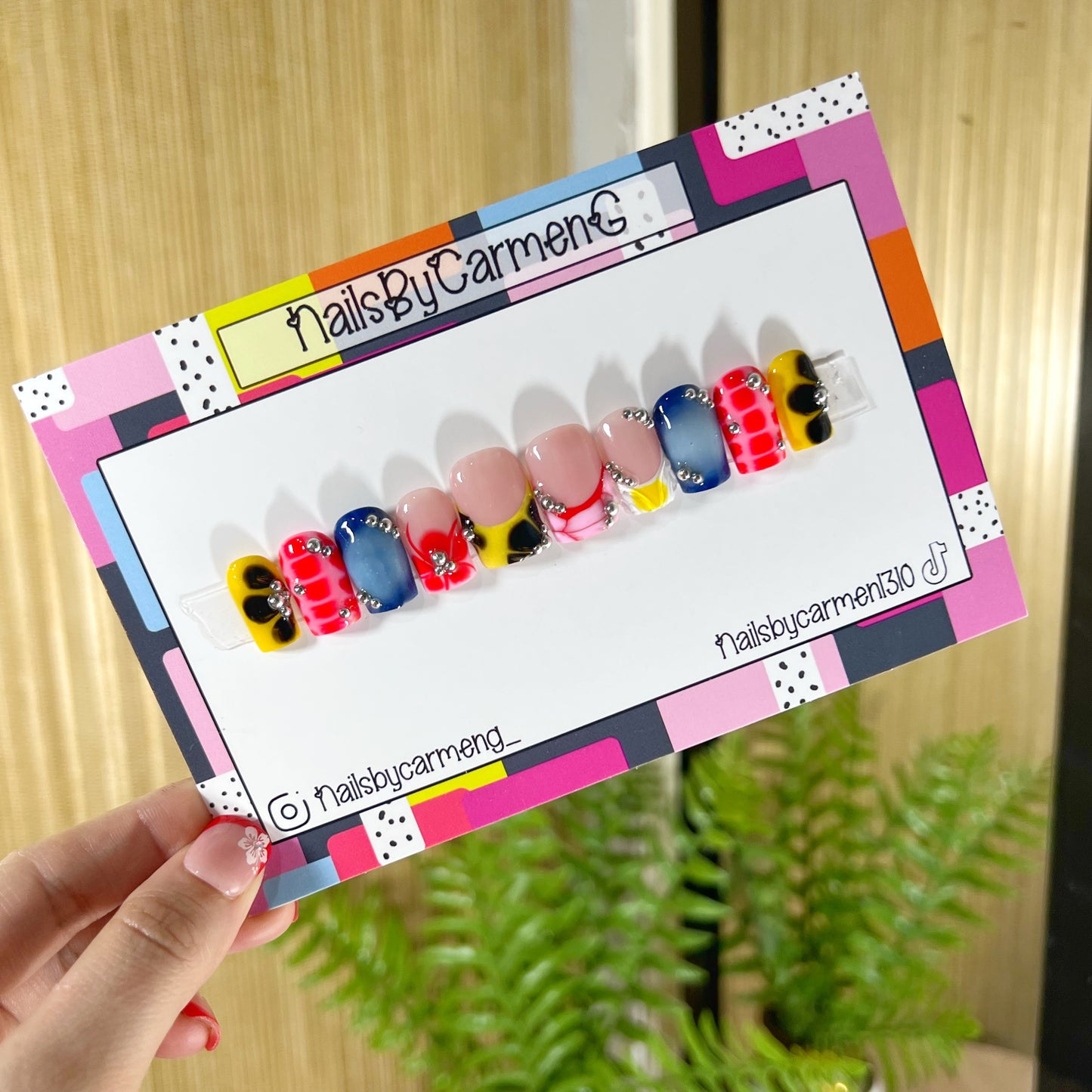 Cool Retro Acrylic Press on nails