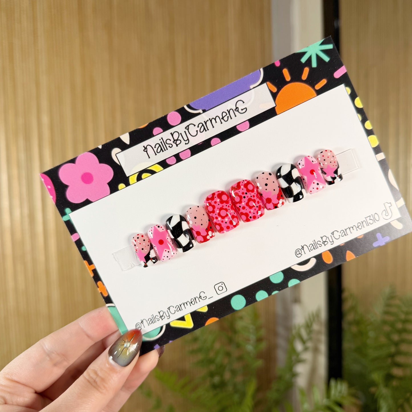Floral checkered print Acrylic Press on nails