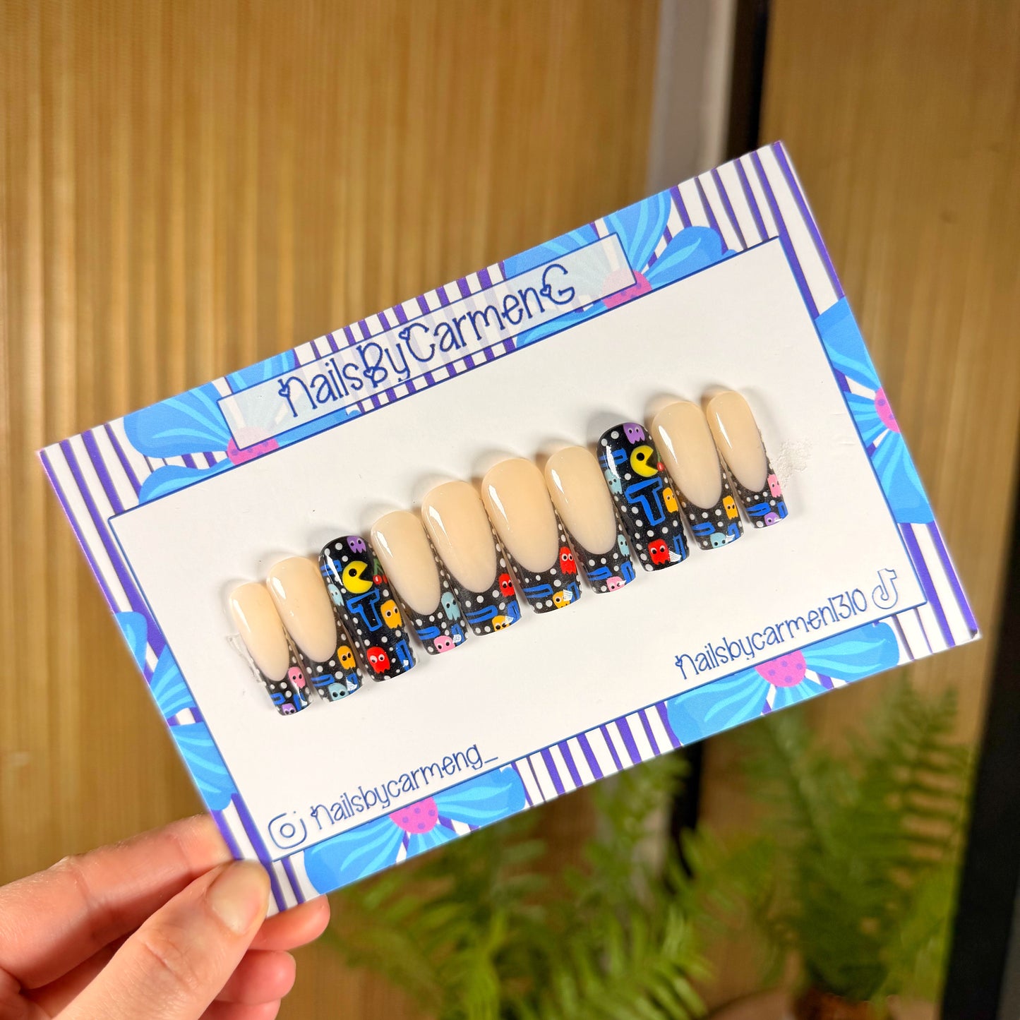 Pac-Man Acrylic Press on nails