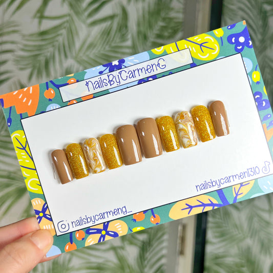 Gold Marble Press On Nails
