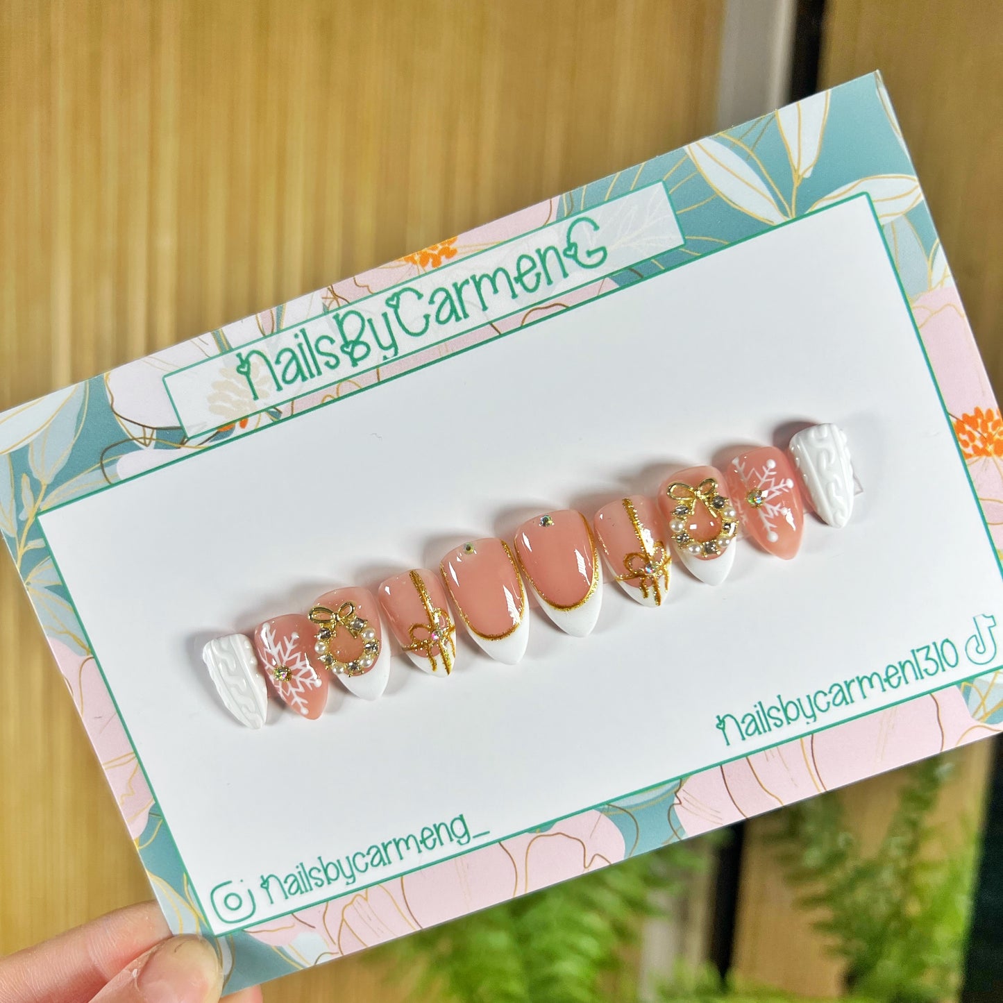 White Christmas  Acrylic Press on nails