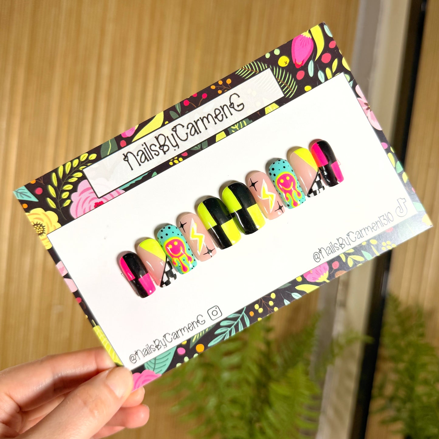 Neon yellow checkered smoke drip Acrylic Press on nails