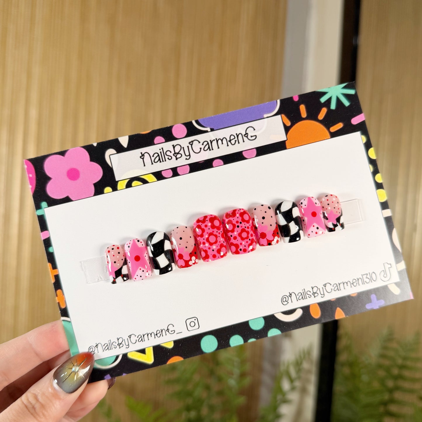 Floral checkered print Acrylic Press on nails