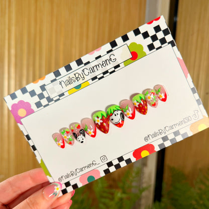 Strawberry snoopy Acrylic Press on nails