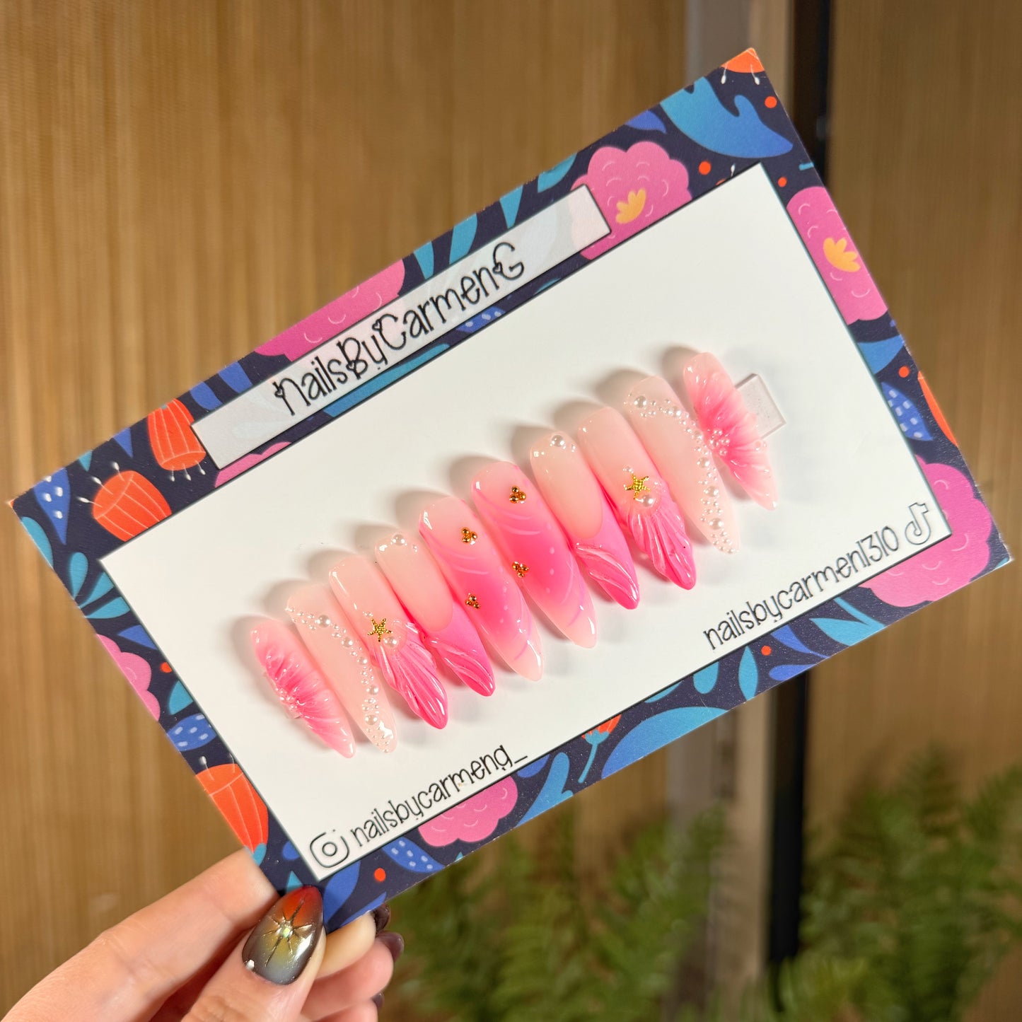 Pink ombré pearls Acrylic Press on nails