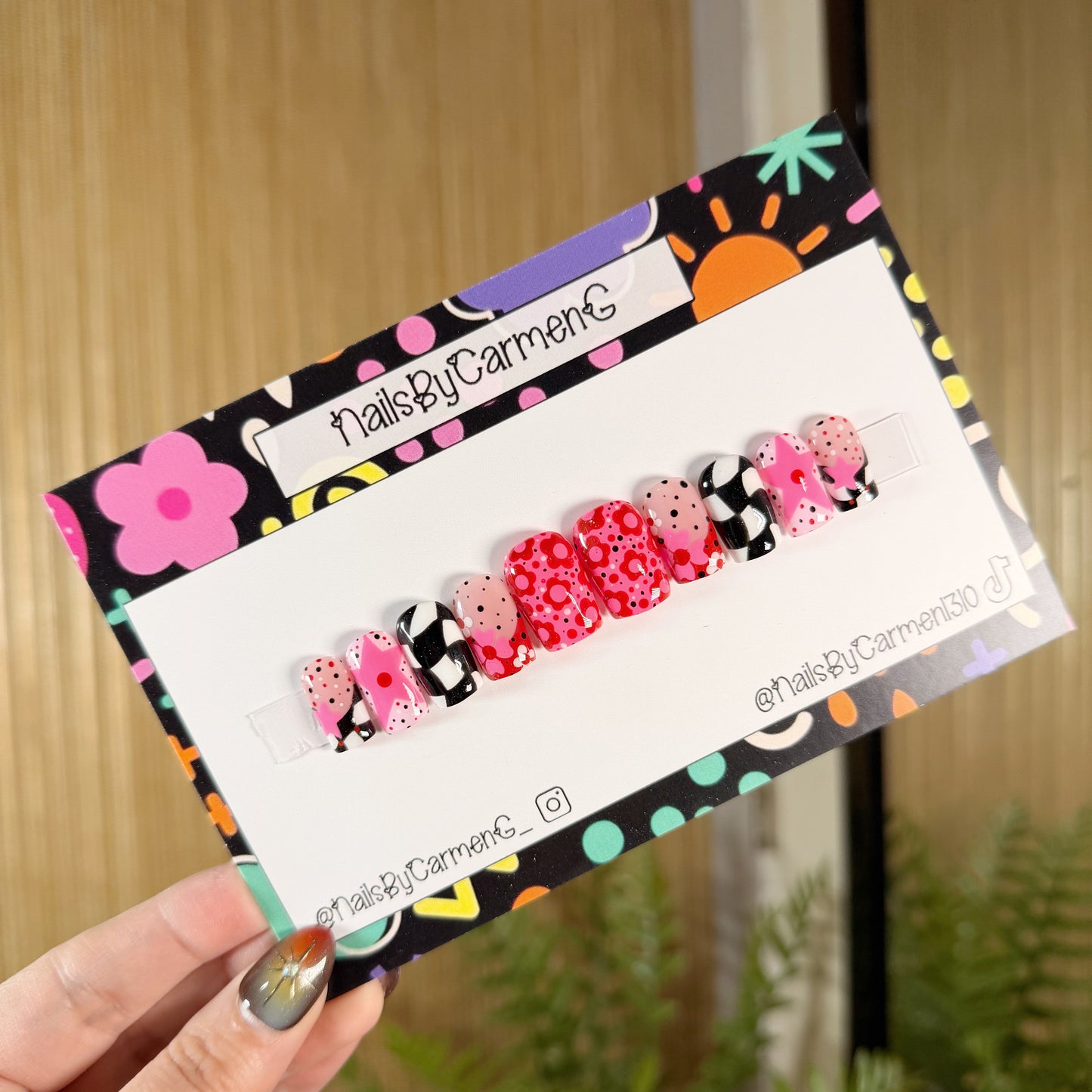 Floral checkered print Acrylic Press on nails