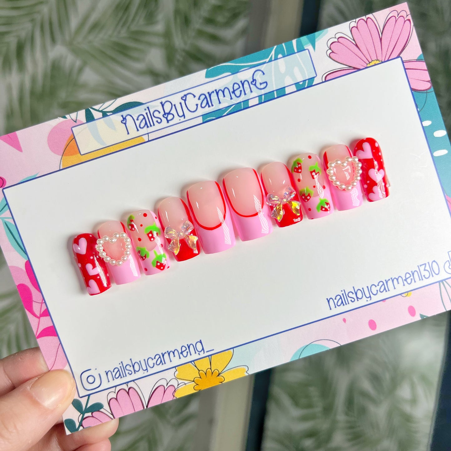 Strawberries, bows and hearts Acrylic Press on nails