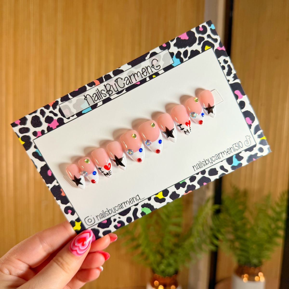 I love me Acrylic Press on nails