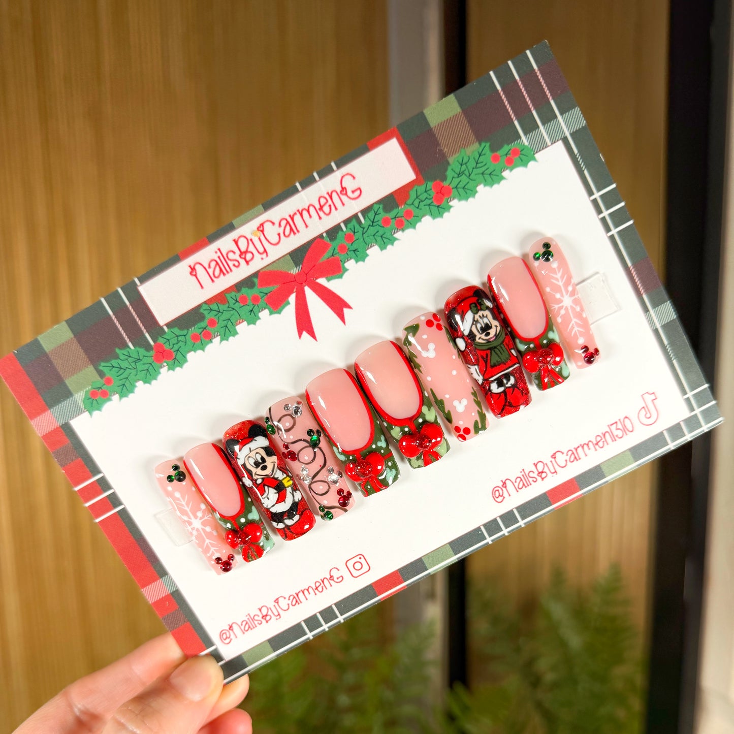 Classic Christmas Acrylic Press on nails