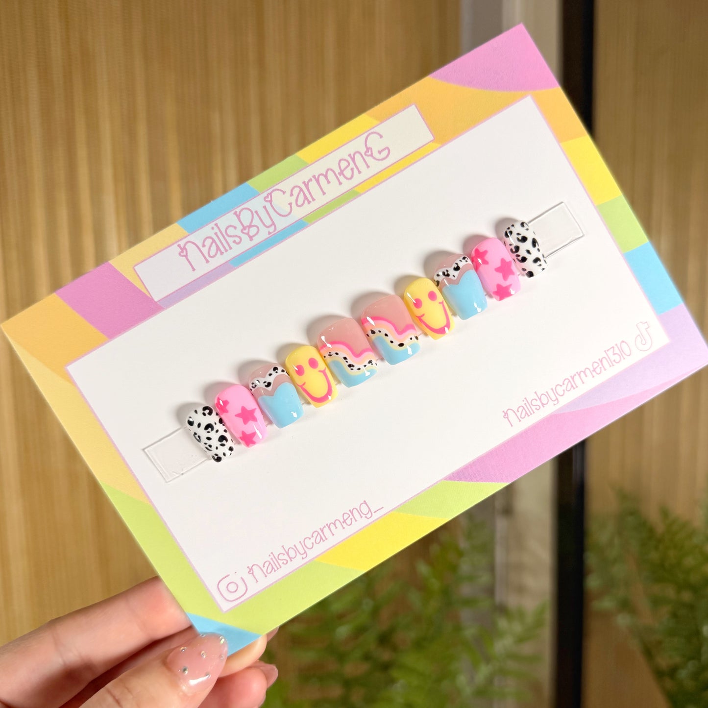 Retro Smiles Acrylic Press on nails