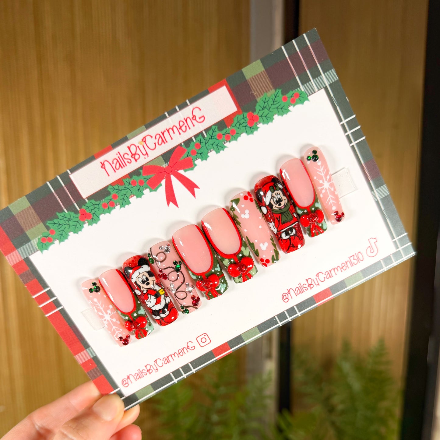 Classic Christmas Acrylic Press on nails