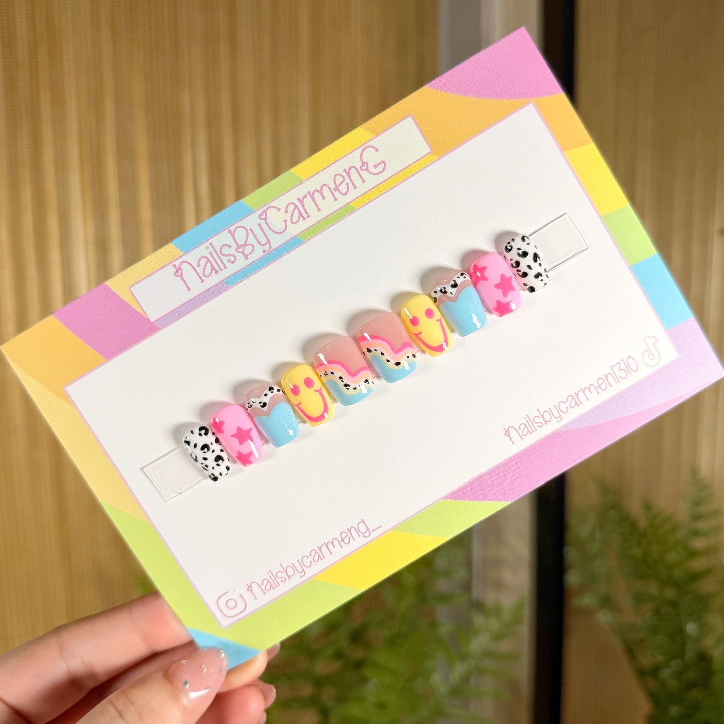 Retro Smiles Acrylic Press on nails