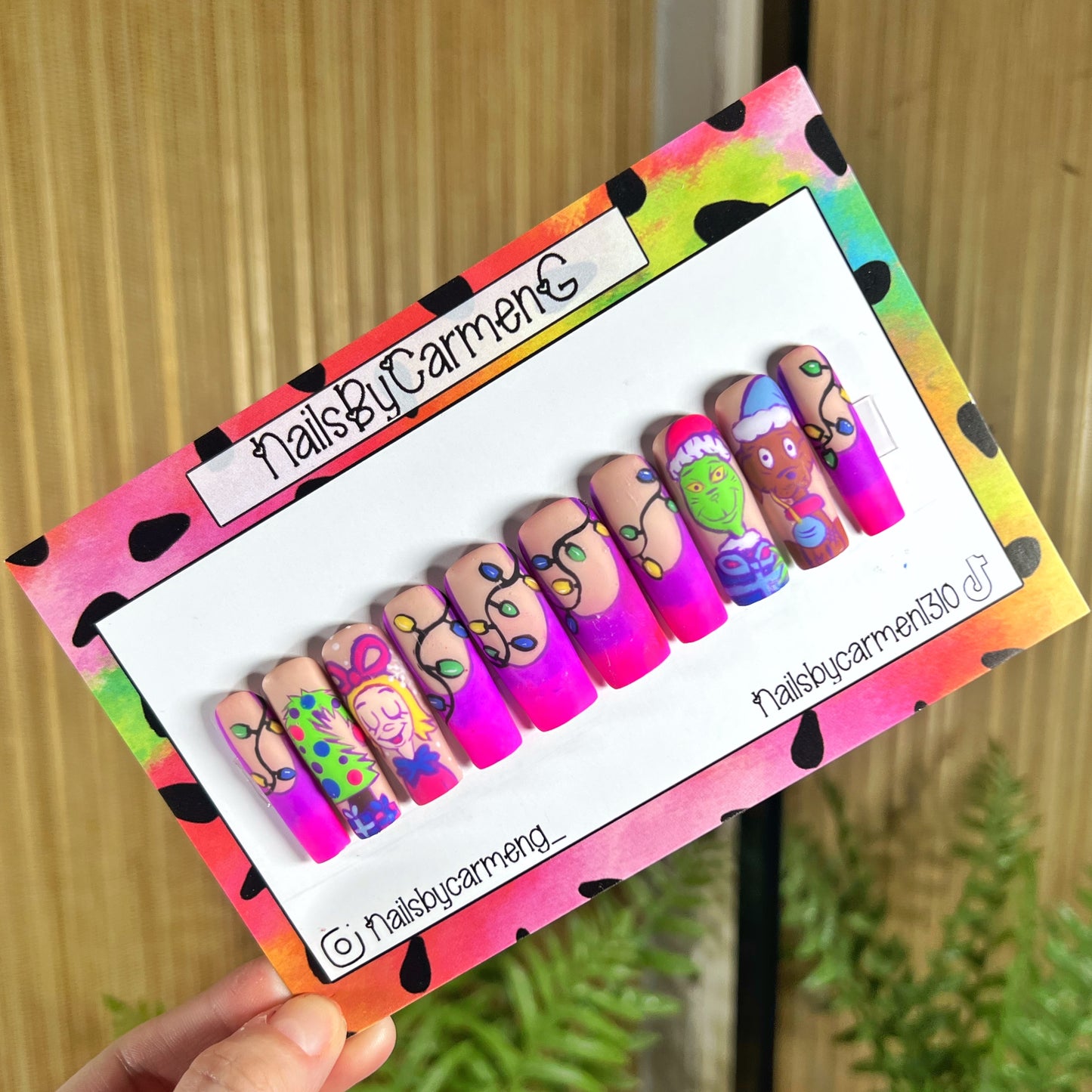 Glow in the dark lights pink Grinch  Acrylic Press on nails