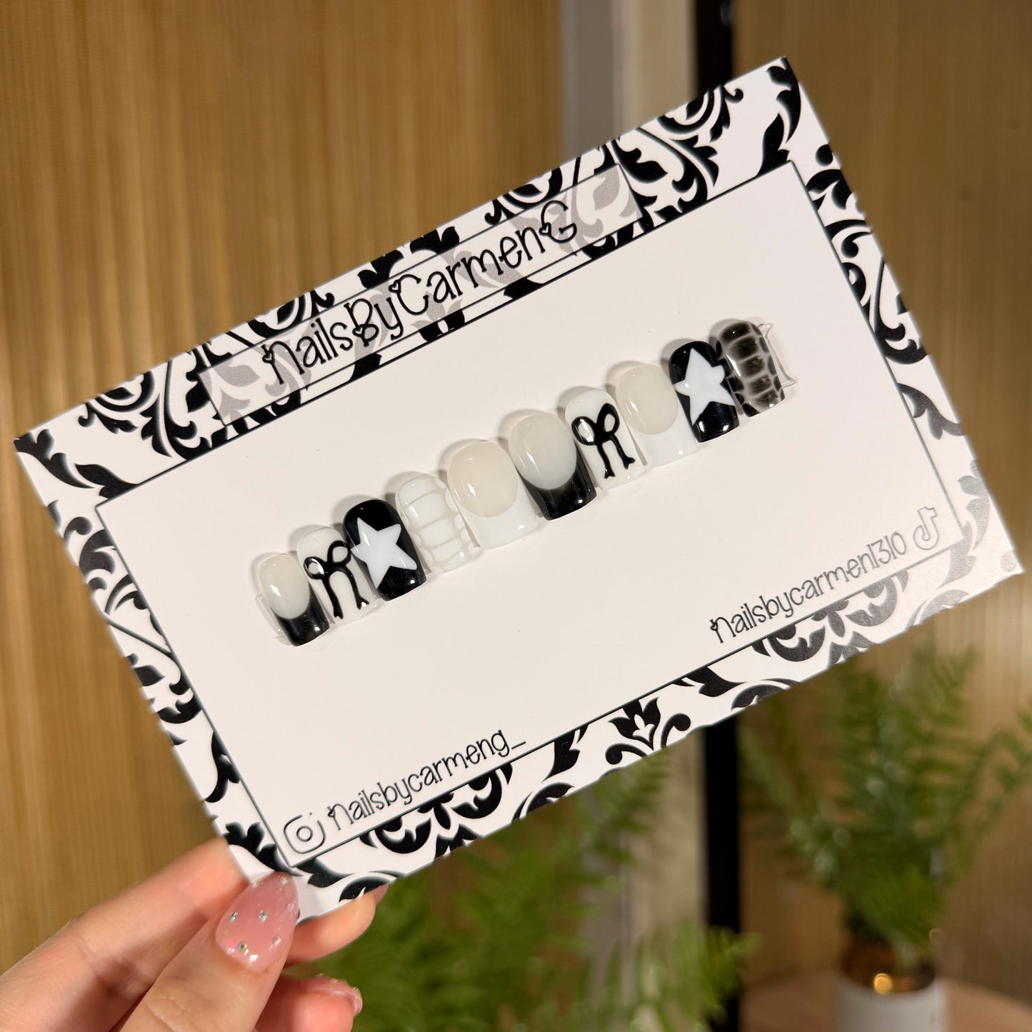 Black and white stars and bows Acrylic Press on nails