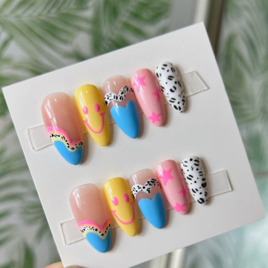 Retro Smiles Acrylic Press on nails