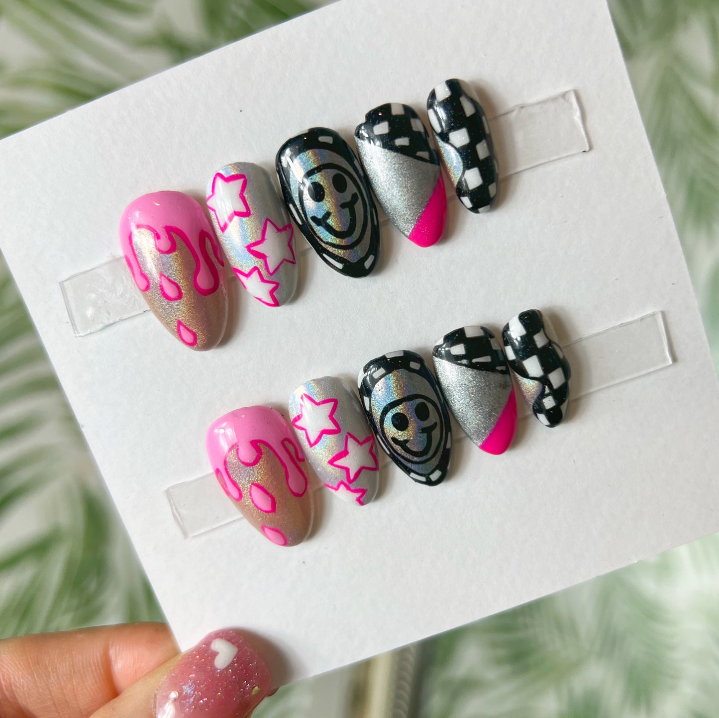 Retro Chrome Press on nails