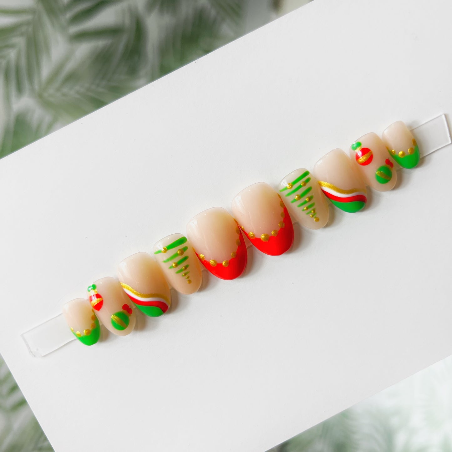 It’s the season to be jolly Acrylic Press On Nails